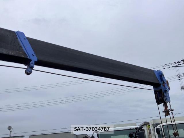 Isuzu ELF TRUCK 2003-04 6675830-12