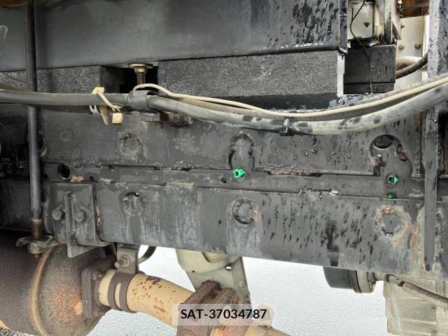 Isuzu ELF TRUCK 2003-04 6675830-14