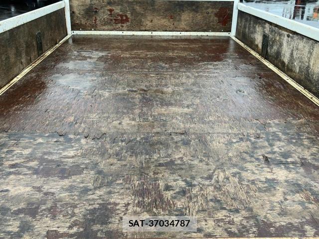 Isuzu ELF TRUCK 2003-04 6675830-6