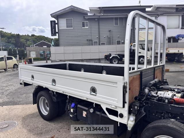 Isuzu ELF TRUCK 2020-02 6675839-14