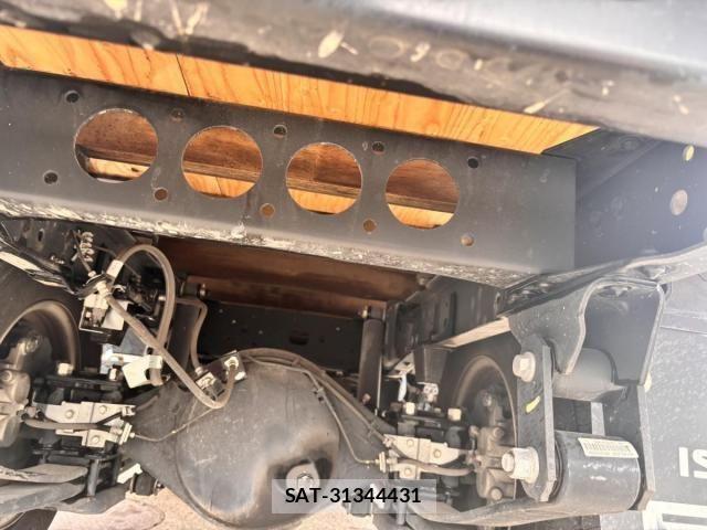 Isuzu ELF TRUCK 2020-02 6675839-26