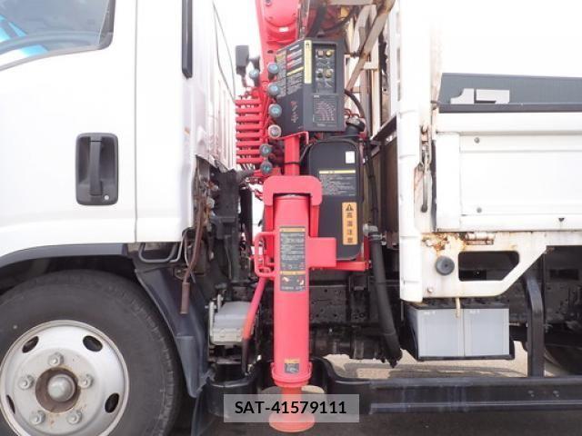 Isuzu ELF TRUCK 2016-08 6675811-19