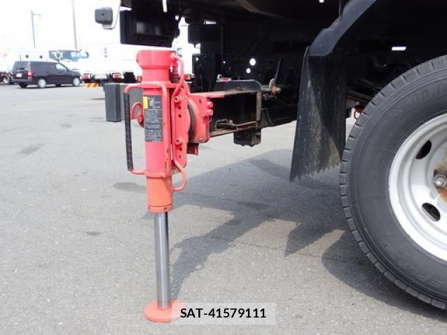 Isuzu ELF TRUCK 2016-08 6675811-26