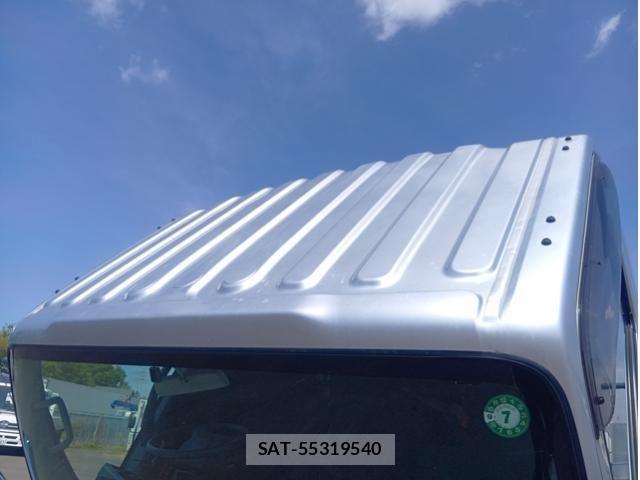 Isuzu ELF TRUCK 2018-03 6675810-17