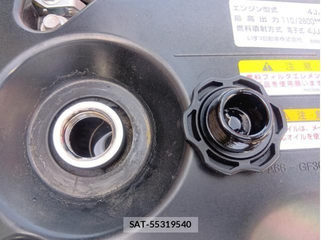 Isuzu ELF TRUCK 2018-03 6675810-20