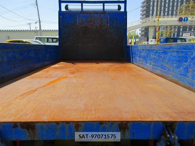 Isuzu ELF TRUCK 2020-01 6675812-9