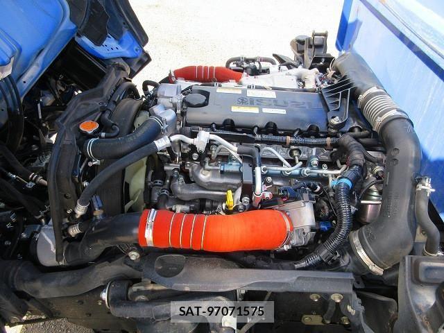 Isuzu ELF TRUCK 2020-01 6675812-19