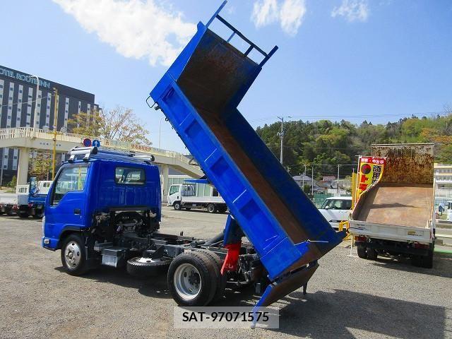 Isuzu ELF TRUCK 2020-01 6675812-25