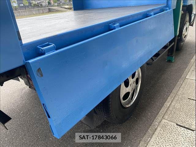 Isuzu ELF TRUCK 1998-06 6675824-19