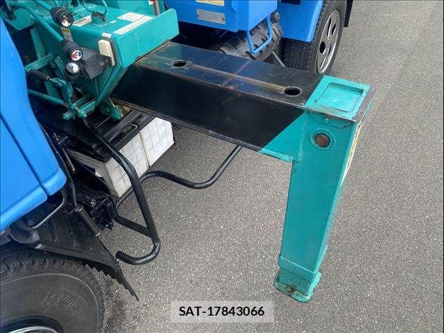 Isuzu ELF TRUCK 1998-06 6675824-21