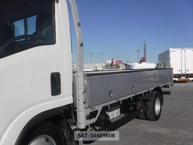 Isuzu ELF TRUCK 2021-02 6675817-1