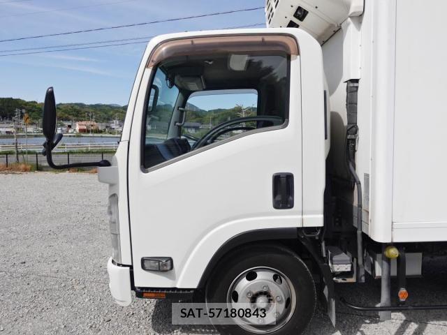 Isuzu ELF TRUCK 2014-02 6675849-11