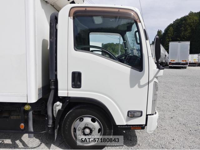 Isuzu ELF TRUCK 2014-02 6675849-6
