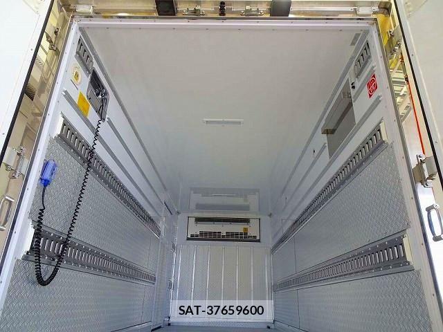 Isuzu ELF TRUCK 2022-03 6675807-21