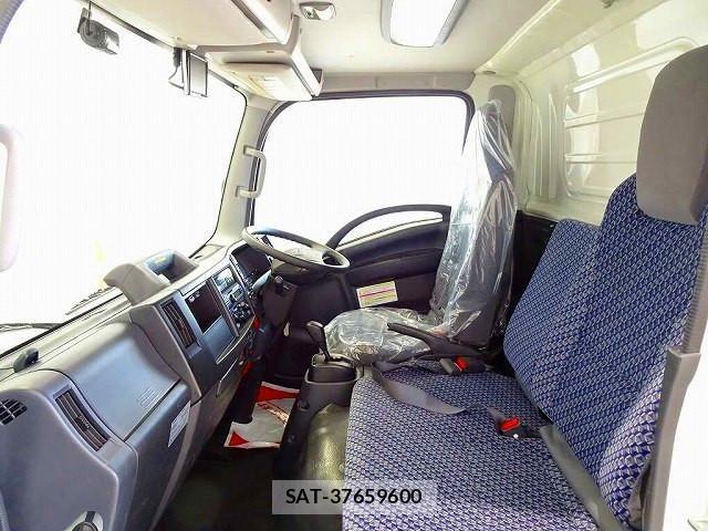 Isuzu ELF TRUCK 2022-03 6675807-7