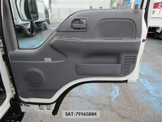 Isuzu ELF TRUCK 2019-11 6675822-20