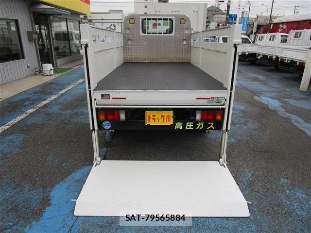 Isuzu ELF TRUCK 2019-11 6675822-26