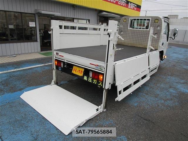 Isuzu ELF TRUCK 2019-11 6675822-6