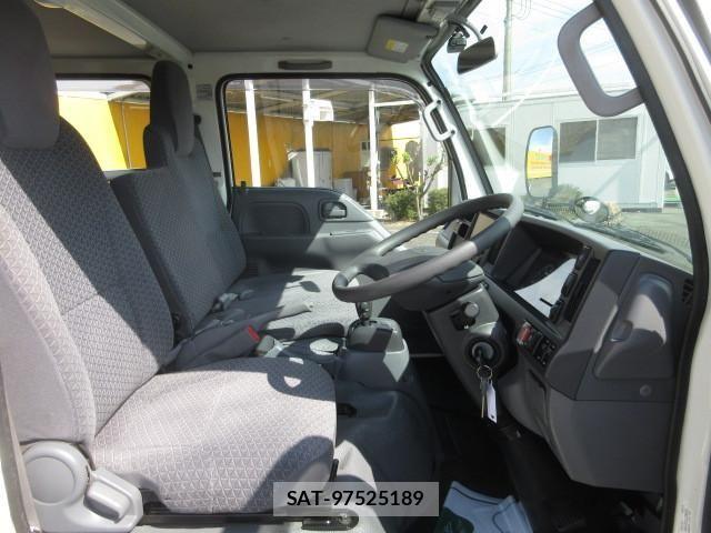 Isuzu ELF TRUCK 2019-02 6675816-9