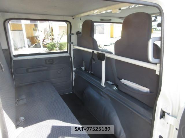 Isuzu ELF TRUCK 2019-02 6675816-16