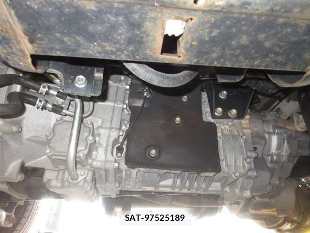 Isuzu ELF TRUCK 2019-02 6675816-24