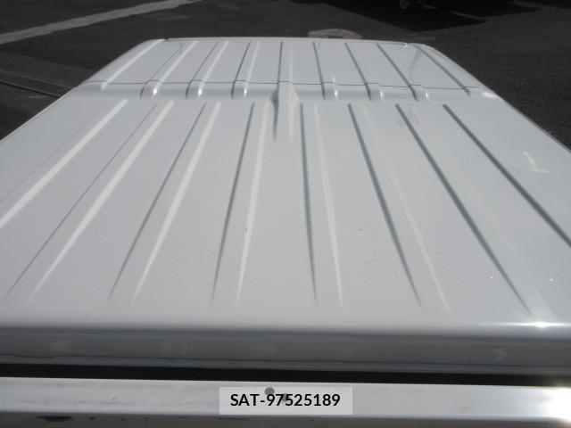 Isuzu ELF TRUCK 2019-02 6675816-8