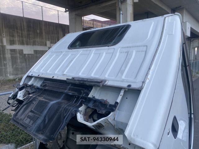 Isuzu ELF TRUCK 1998-02 6682648-9