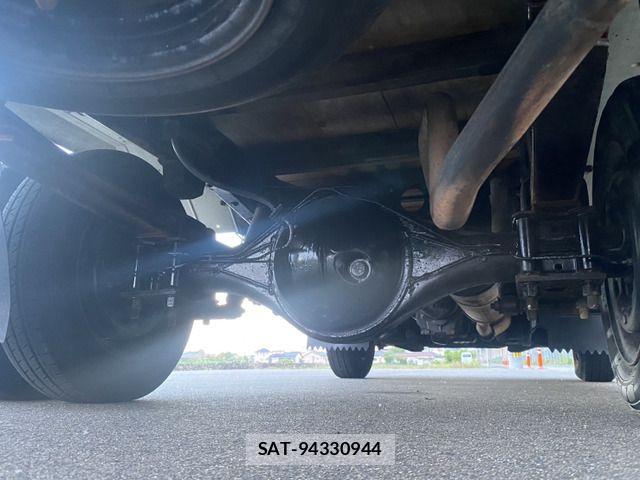 Isuzu ELF TRUCK 1998-02 6682648-4