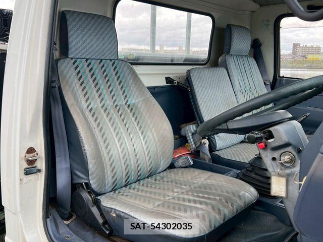 Isuzu ELF TRUCK 1993-03 6682647-16