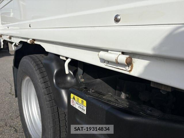 Isuzu ELF TRUCK 2016-11 6691006-18