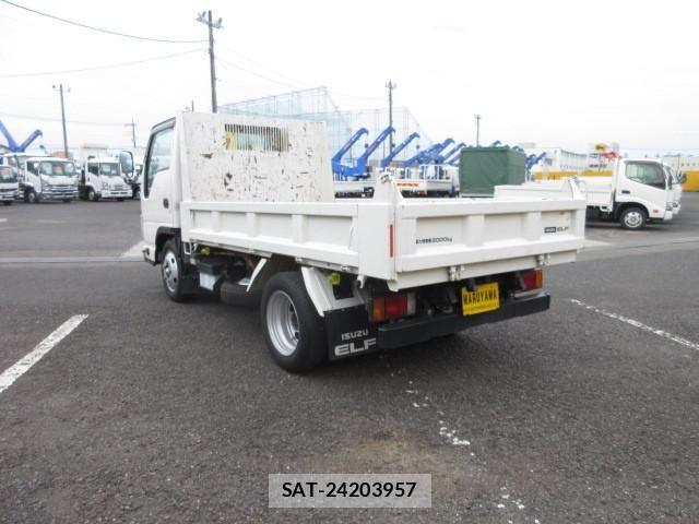 Isuzu ELF TRUCK 2019-11 6691009-2