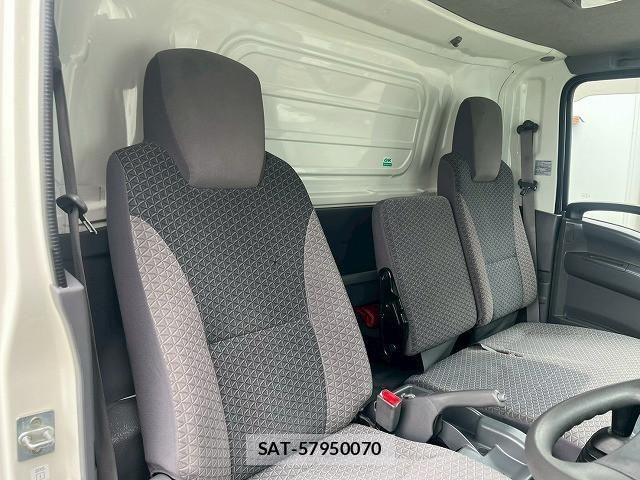 Isuzu ELF TRUCK 2020-02 6691007-18
