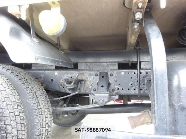 Isuzu ELF TRUCK 2012-12 6716093-12