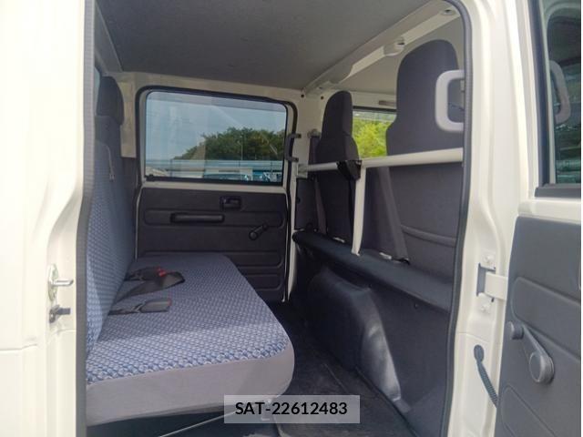 Isuzu ELF TRUCK 2022-06 6716091-21