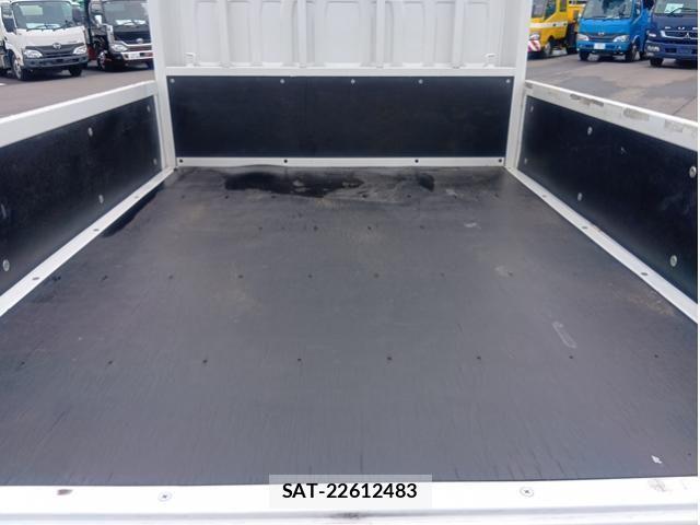 Isuzu ELF TRUCK 2022-06 6716091-5