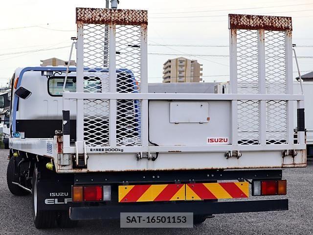 Isuzu ELF TRUCK 2019-10 6751430-1