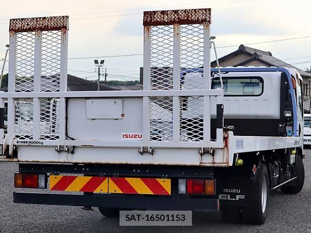 Isuzu ELF TRUCK 2019-10 6751430-2