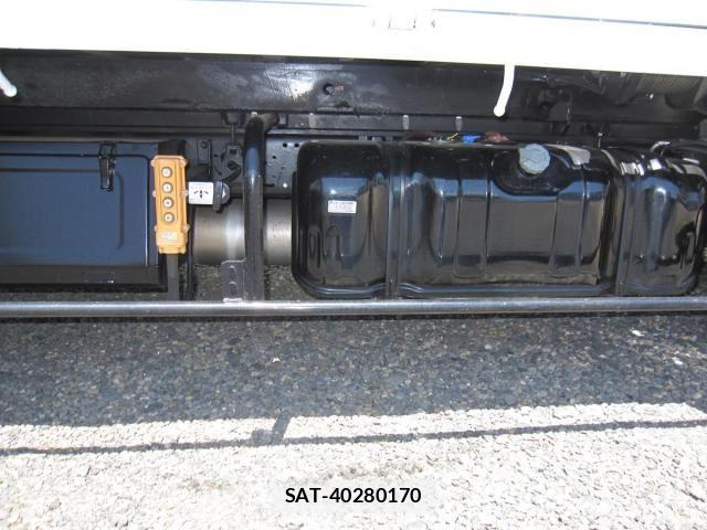 Isuzu ELF TRUCK 2002-08 6751442-19