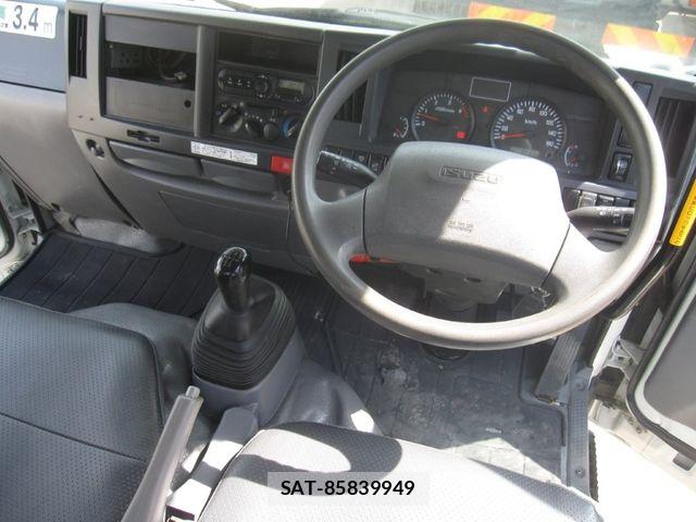Isuzu ELF TRUCK 2015-03 6751431-18