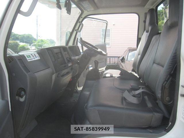 Isuzu ELF TRUCK 2015-03 6751431-26