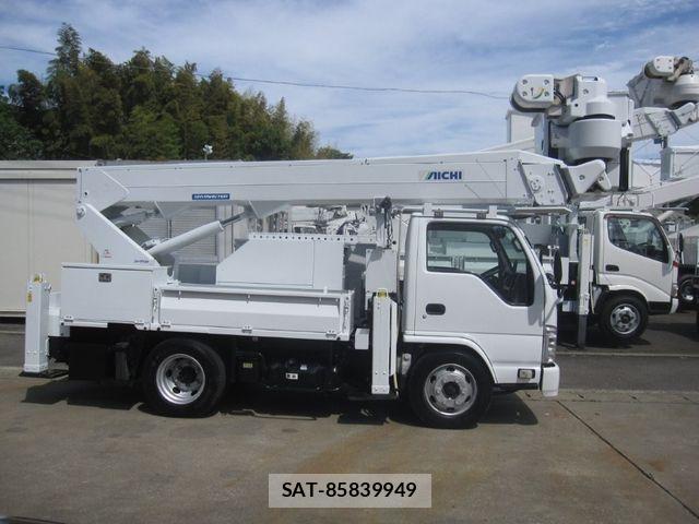 Isuzu ELF TRUCK 2015-03 6751431-6