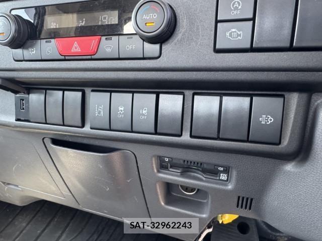 Isuzu ELF TRUCK 2025-04 6751429-26