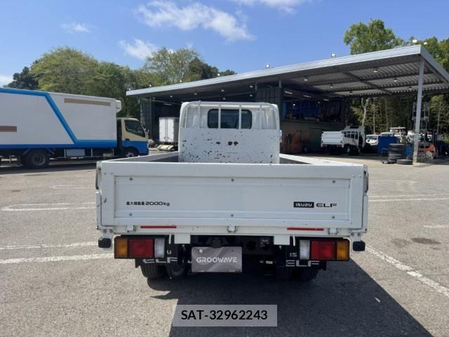 Isuzu ELF TRUCK 2025-04 6751429-7
