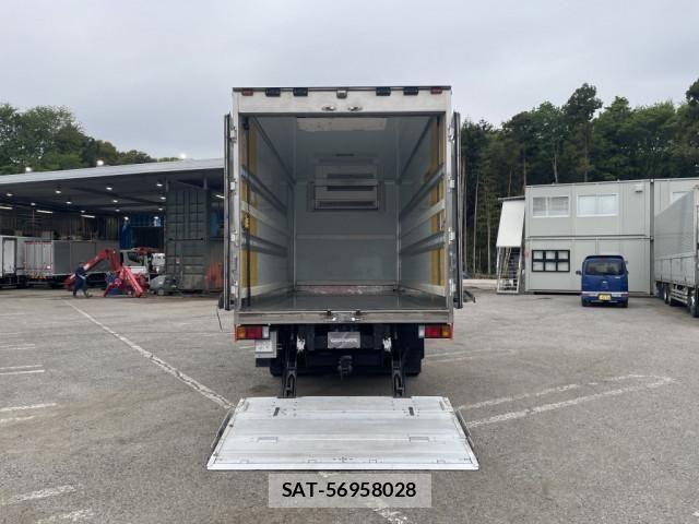 Isuzu ELF TRUCK 2016-03 6751446-9