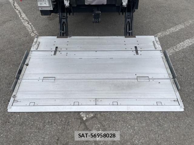 Isuzu ELF TRUCK 2016-03 6751446-10