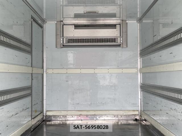 Isuzu ELF TRUCK 2016-03 6751446-16