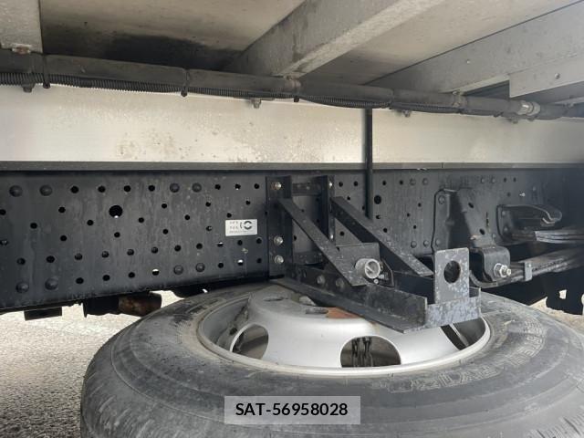 Isuzu ELF TRUCK 2016-03 6751446-26