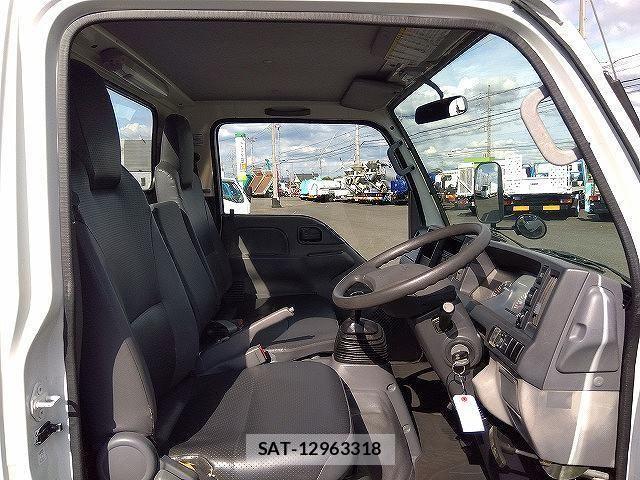 Isuzu ELF TRUCK 2016-09 6751441-10