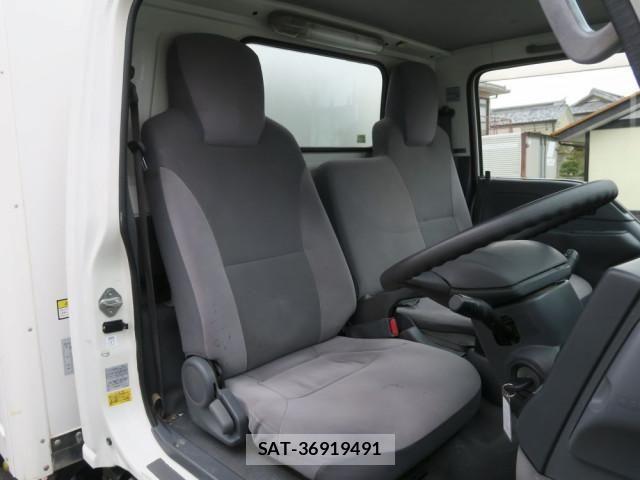 Isuzu ELF TRUCK 2016-10 6791011-23