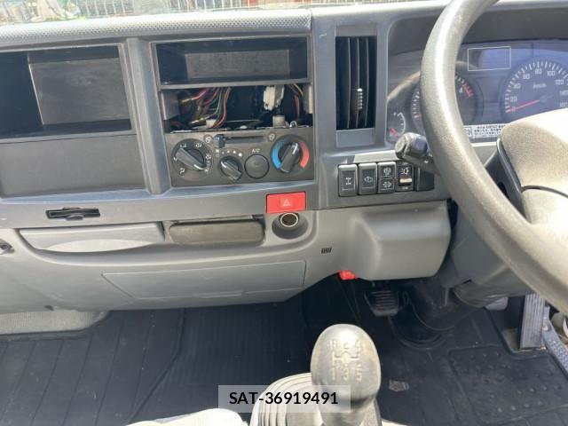 Isuzu ELF TRUCK 2016-10 6791011-25